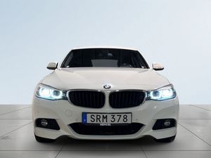 BMW 330 bild 2