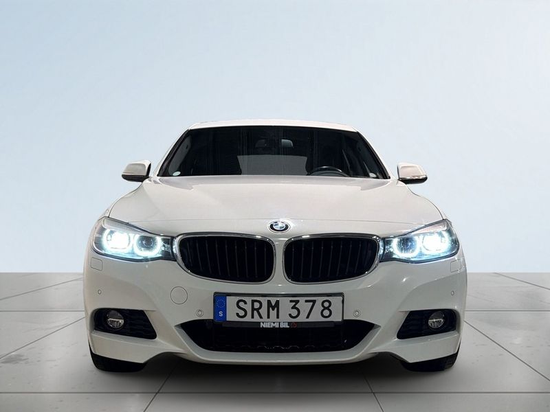 BMW 330 bild 2