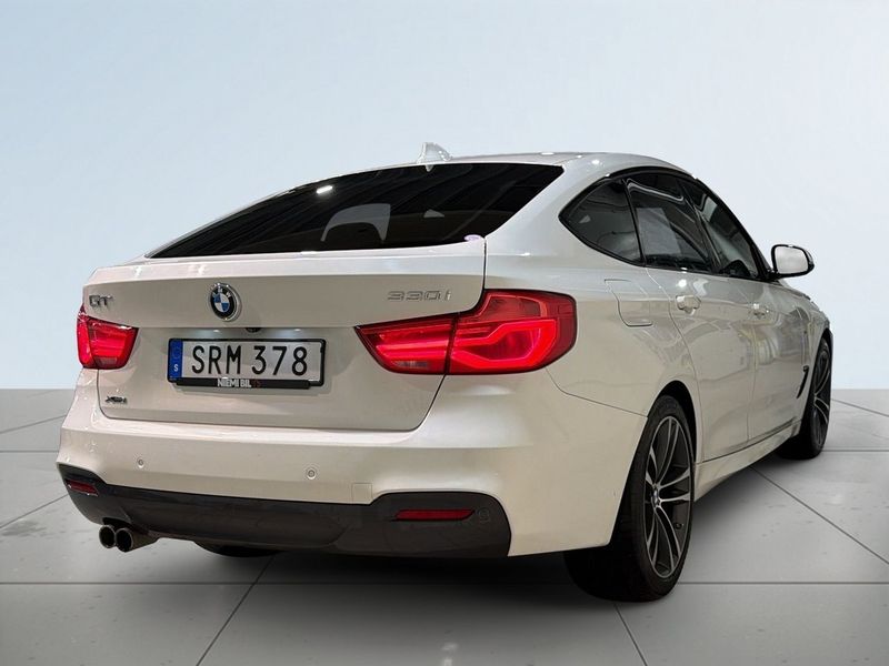 BMW 330 bild 6