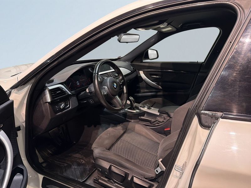 BMW 330 bild 7