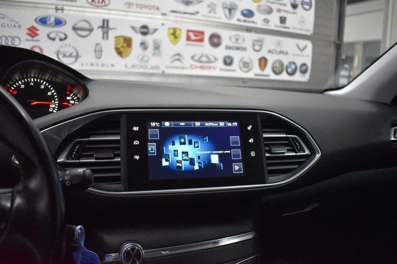 Peugeot 308 SW bild 11