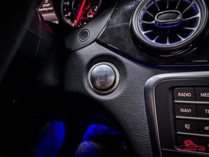 Mercedes CLA45 AMG bild 25
