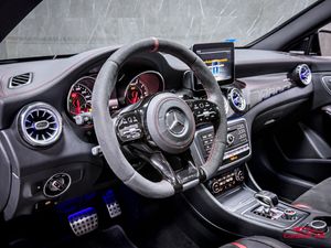 Mercedes CLA45 AMG bild 12