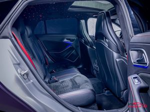 Mercedes CLA45 AMG bild 16