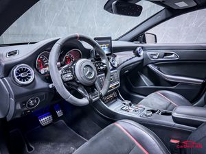 Mercedes CLA45 AMG bild 11
