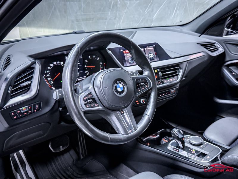 BMW 118 bild 12