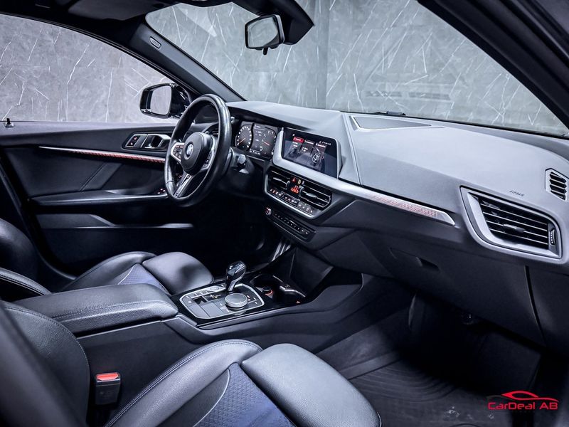 BMW 118 bild 14
