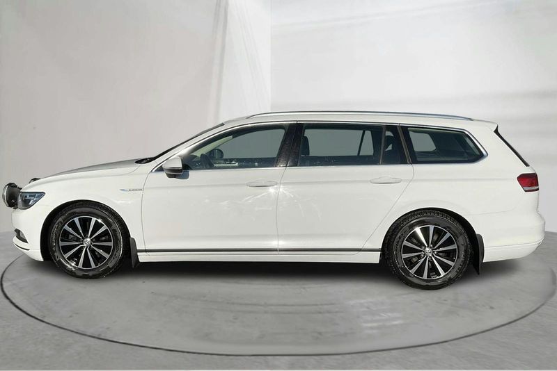 Volkswagen Passat bild 2