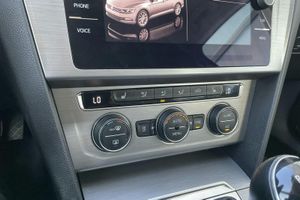 Volkswagen Passat bild 15