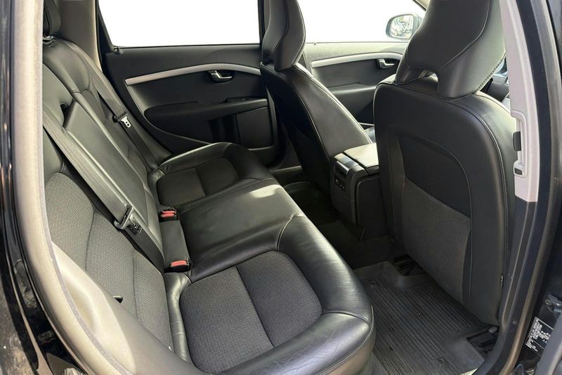 Volvo V70 bild 8