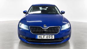 Skoda Superb bild 2