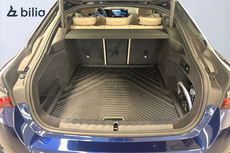 BMW i4 bild 12