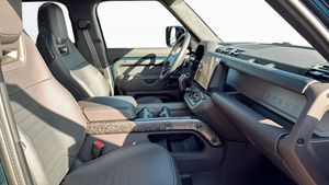 Land Rover Defender bild 3