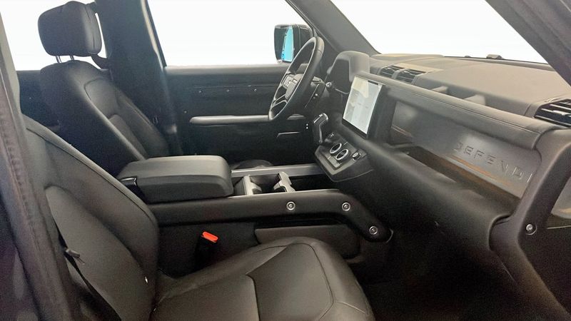 Land Rover Defender bild 3