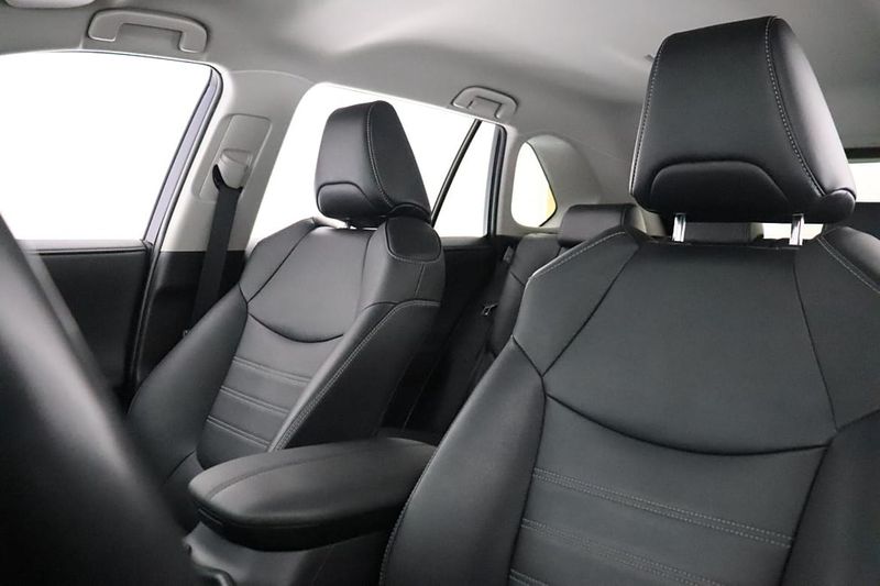 Toyota RAV4 bild 18