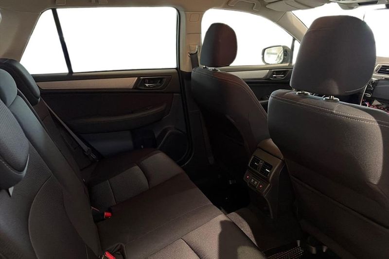 Subaru Outback bild 24