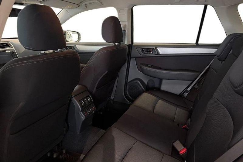 Subaru Outback bild 22