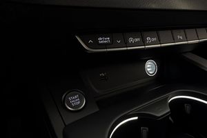 Audi A4 bild 26