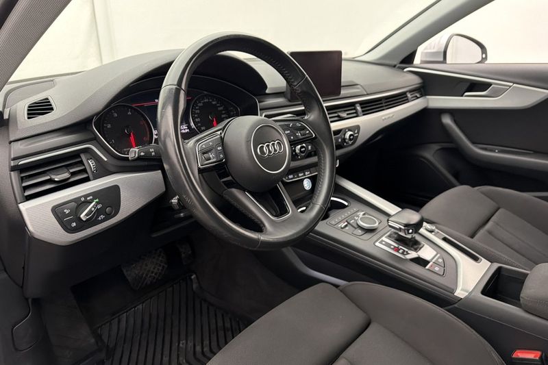 Audi A4 bild 12