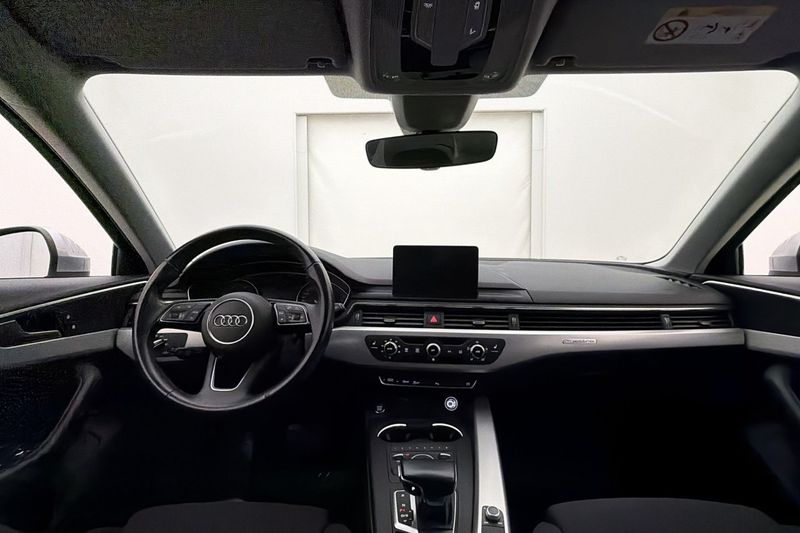 Audi A4 bild 13