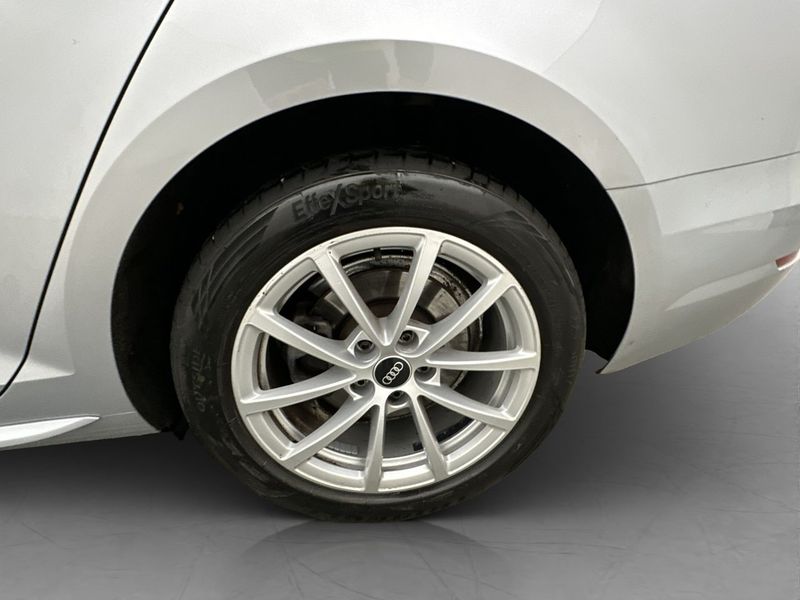 Audi A4 bild 32