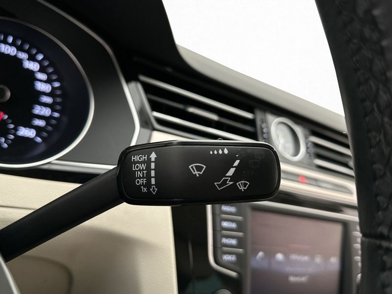 Volkswagen Passat bild 20