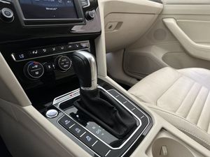 Volkswagen Passat bild 22