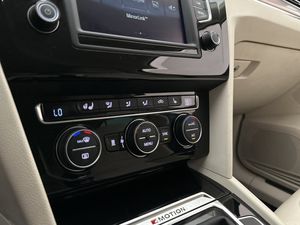 Volkswagen Passat bild 23