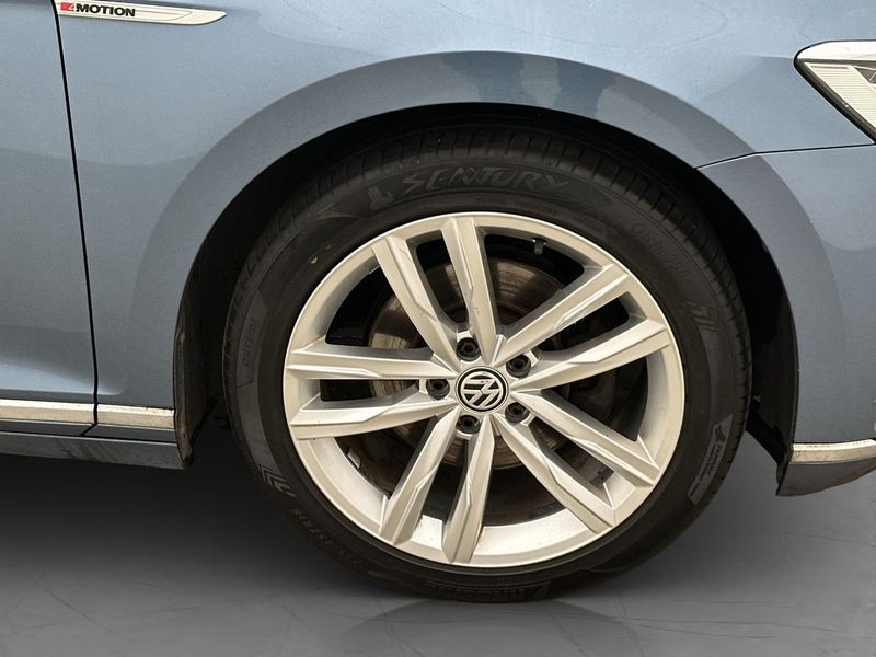 Volkswagen Passat bild 31