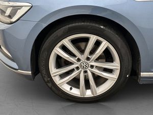 Volkswagen Passat bild 28