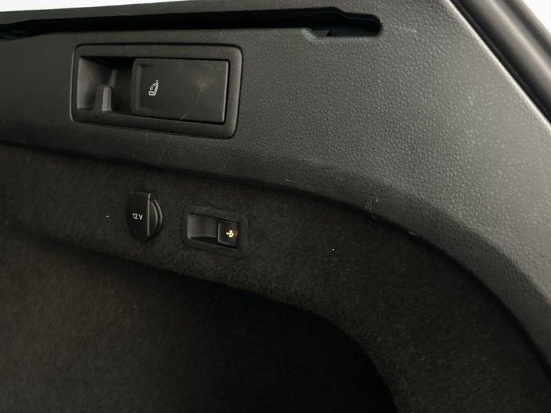Volkswagen Passat bild 10