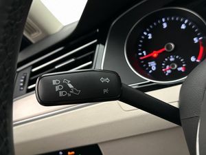 Volkswagen Passat bild 16