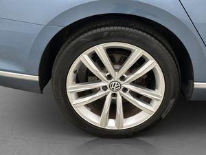 Volkswagen Passat bild 30