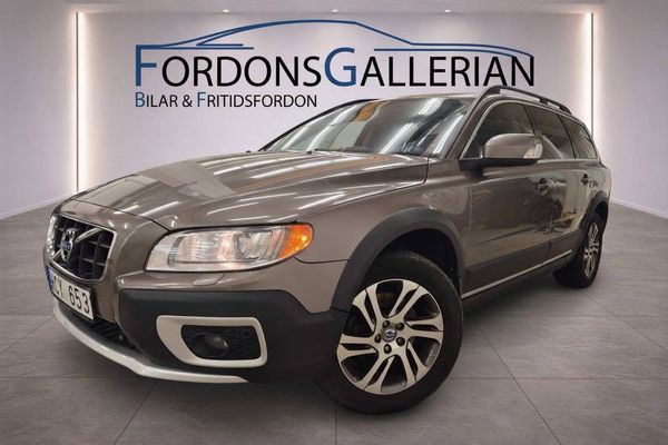Volvo XC70 RESERVERAD! D3 AWD Geartronic Summum Euro 5 - 2012