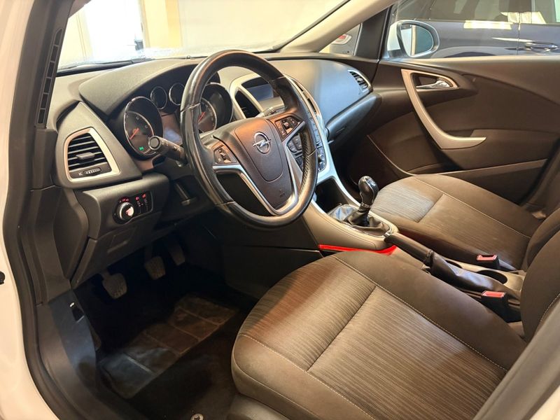 Opel Astra bild 9
