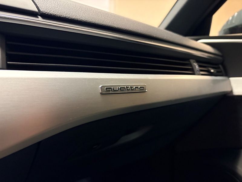 Audi A4 bild 25