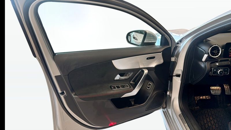 Mercedes A180 bild 11