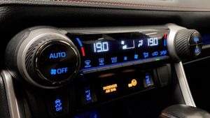 Toyota RAV4 bild 14