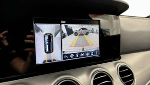 Mercedes E220 bild 14