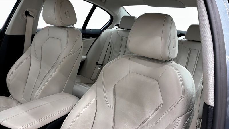 BMW 520 bild 18