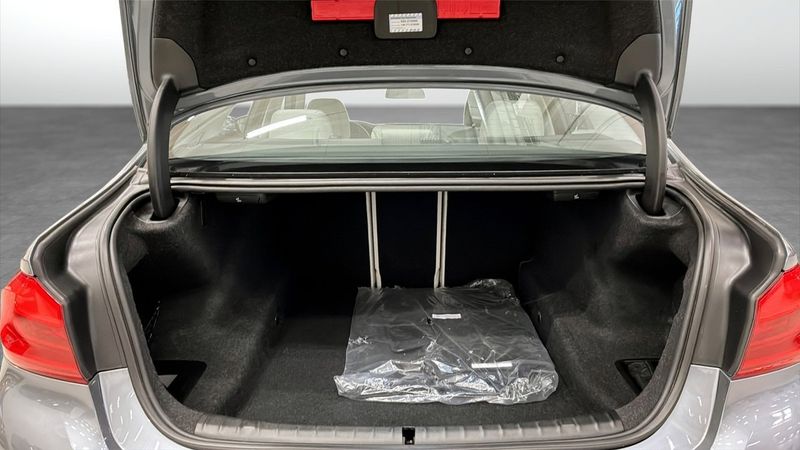 BMW 520 bild 10