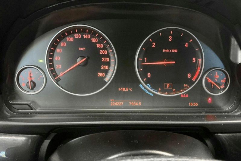 BMW 520 bild 10