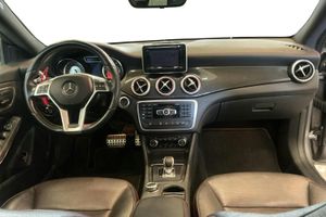 Mercedes CLA45 AMG bild 6
