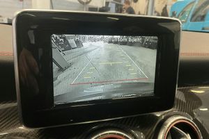 Mercedes CLA45 AMG bild 11