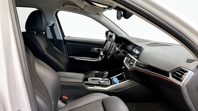 BMW 320 bild 3