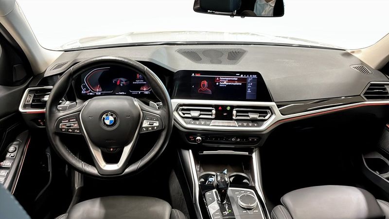 BMW 320 bild 4