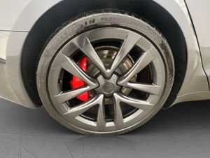 Tesla Model S bild 33