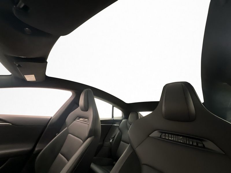 Tesla Model S bild 12