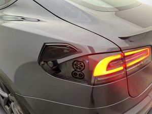 Tesla Model S bild 35