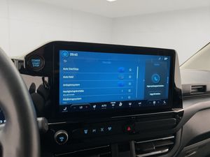 Ford Tourneo Custom bild 23